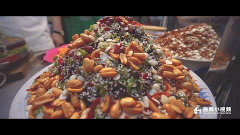 明星去过回民街,探寻回民街的美食传奇之旅